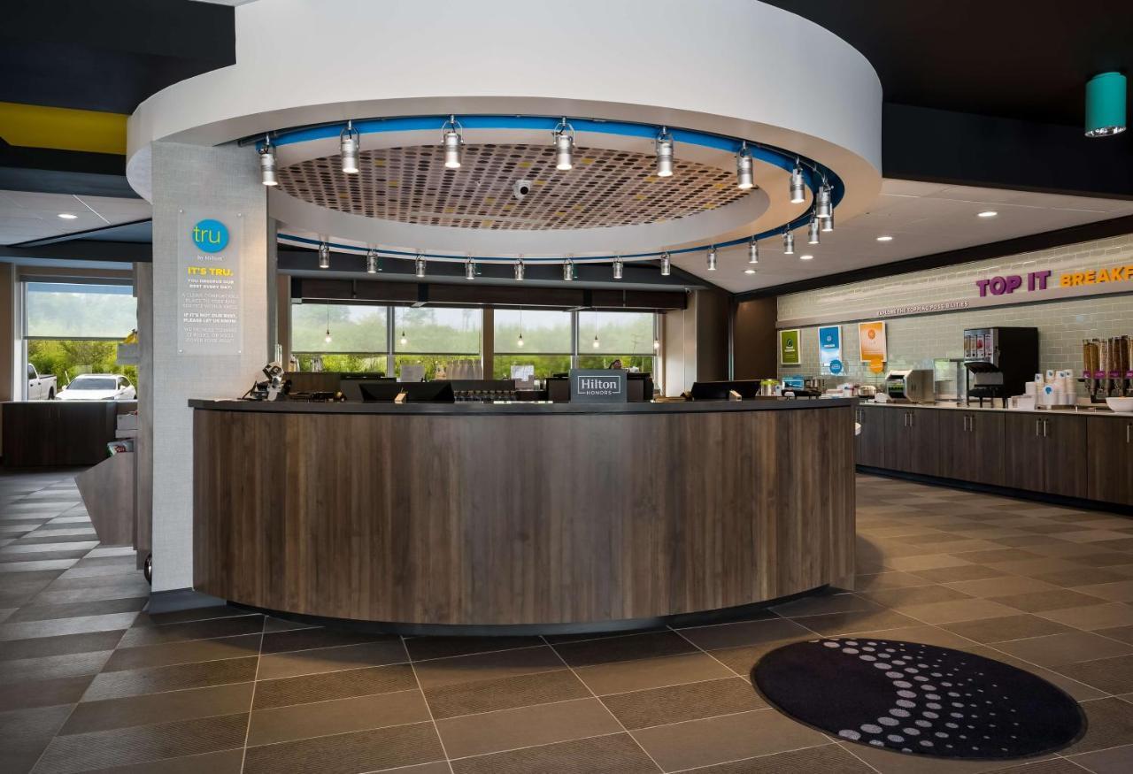 Tru By Hilton Novi Detroit Hotel Екстериор снимка