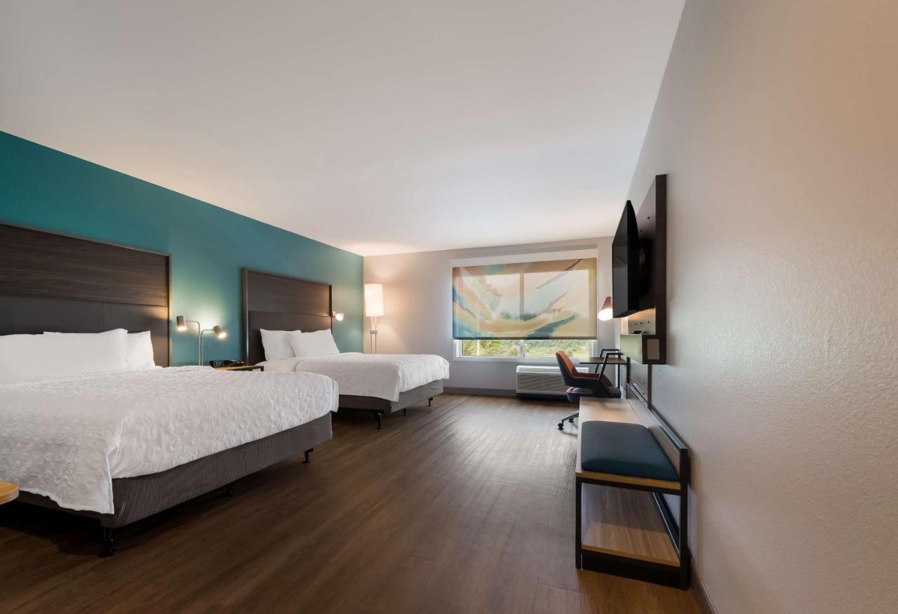 Tru By Hilton Novi Detroit Hotel Екстериор снимка
