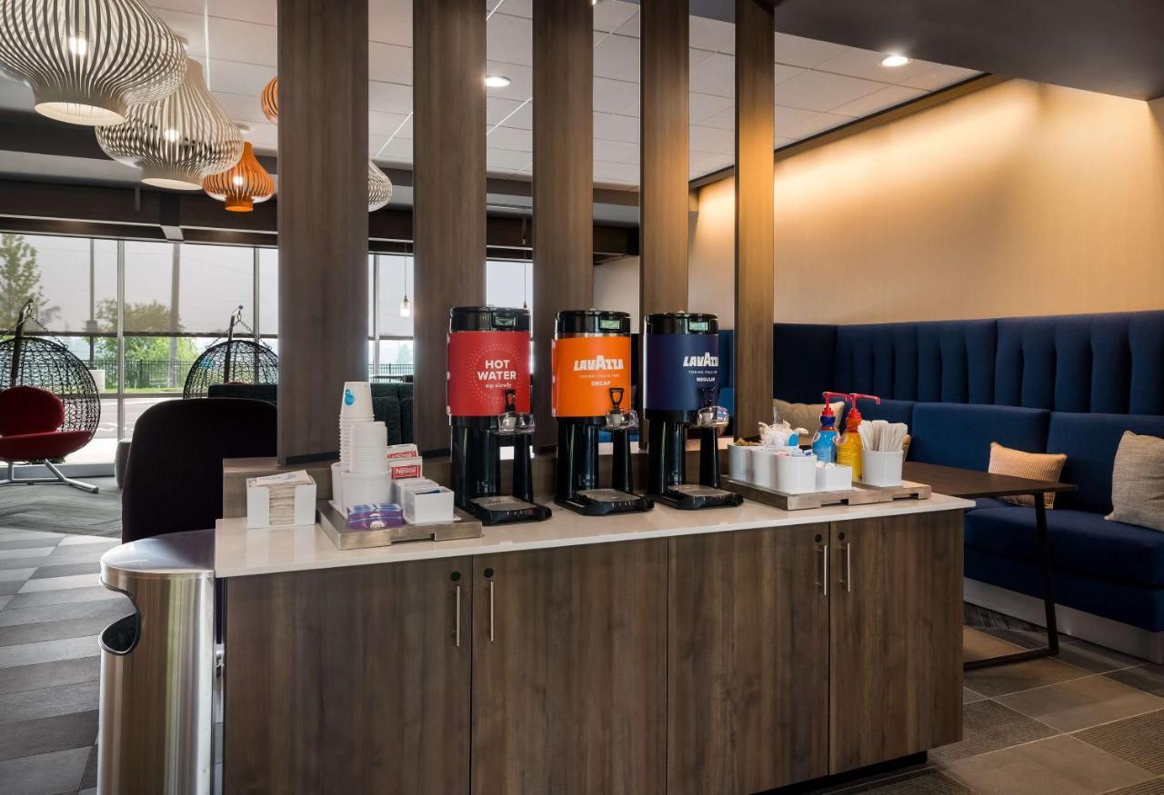 Tru By Hilton Novi Detroit Hotel Екстериор снимка