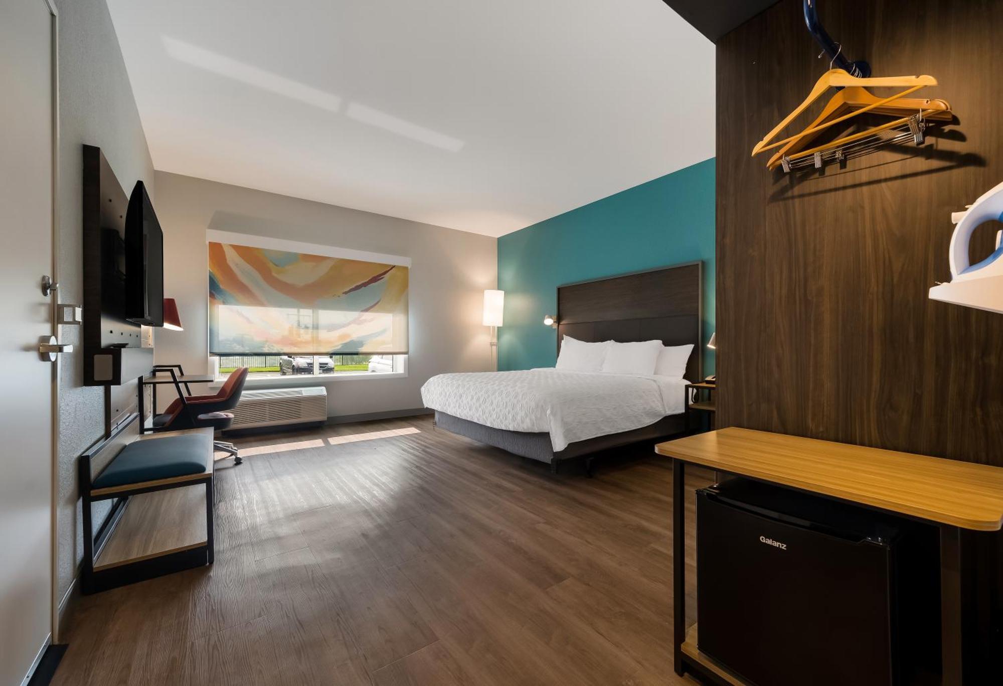Tru By Hilton Novi Detroit Hotel Екстериор снимка